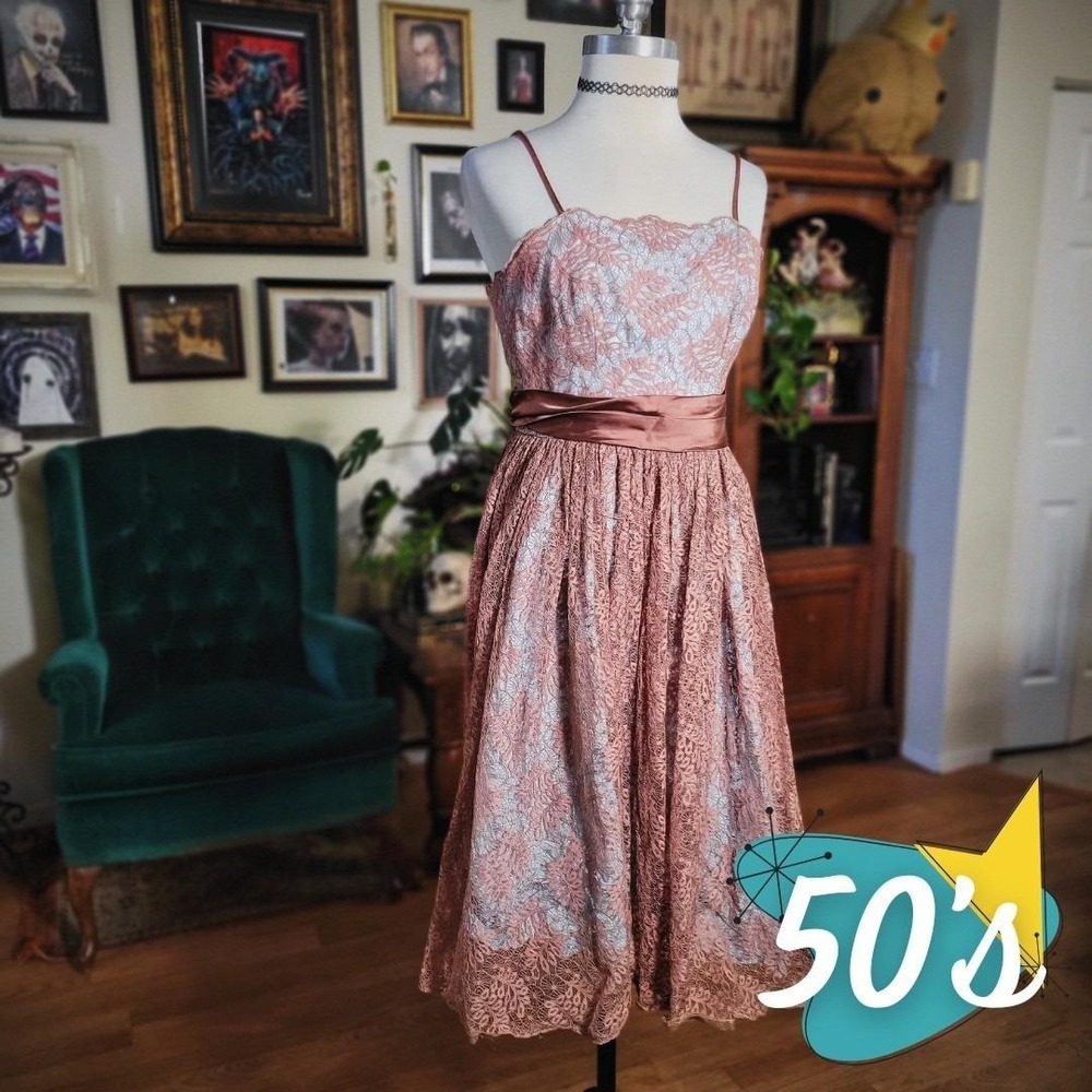 Jr. Theme Pink Party Dress Vintage 50s New York Lace with Satin Waist Juniors XS
